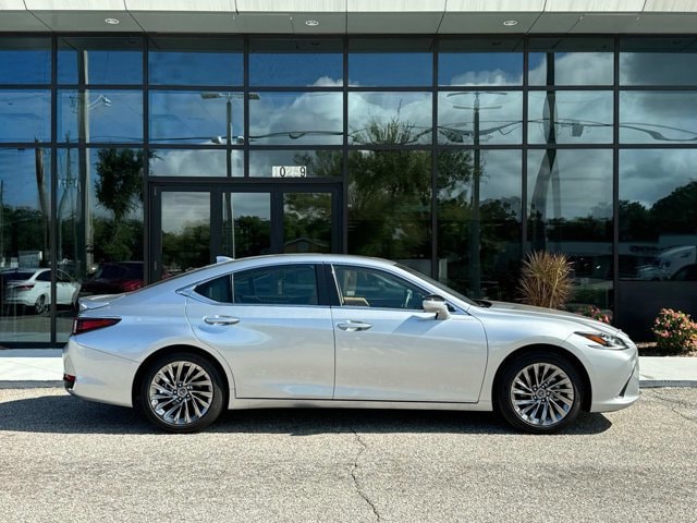 Used 2024 Lexus ES Hybrid 300h Ultra Luxury with VIN 58AFA1C11RU038767 for sale in Jacksonville, FL