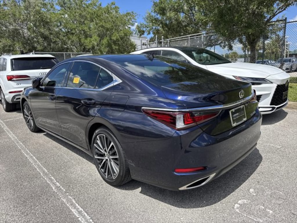 Used 2025 Lexus ES 350