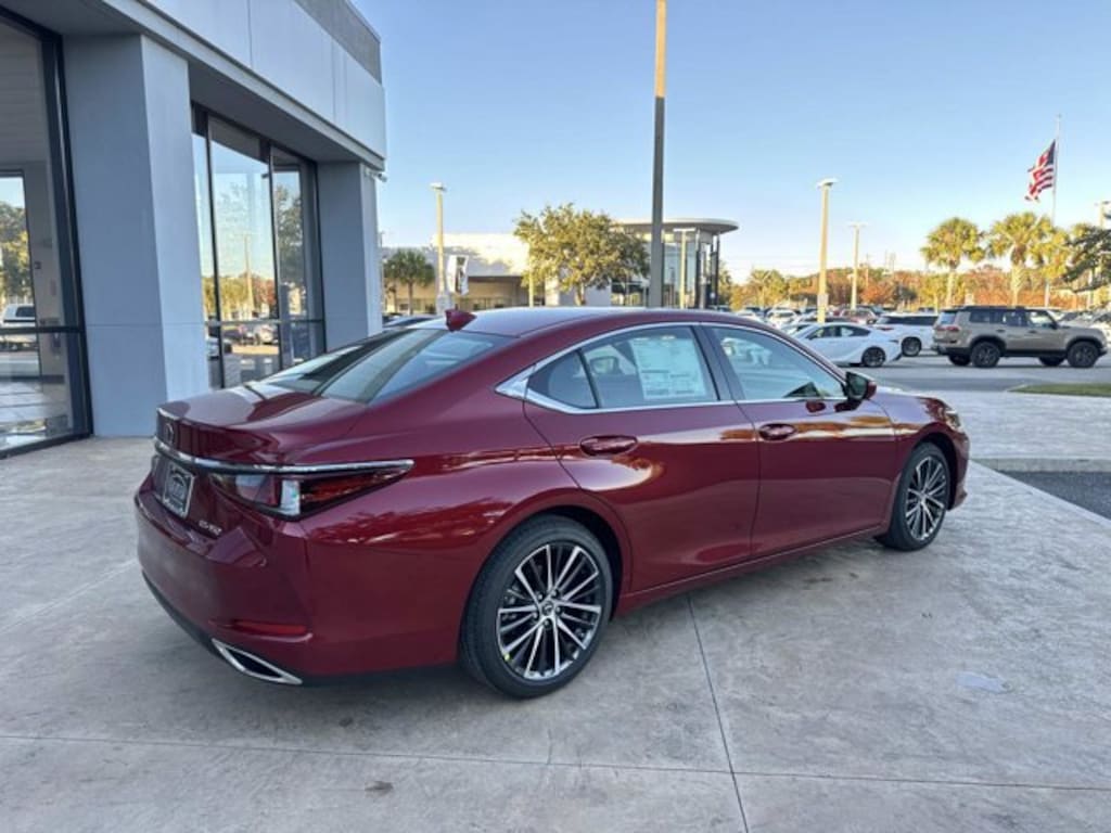 New 2025 Lexus ES 350 SEDAN