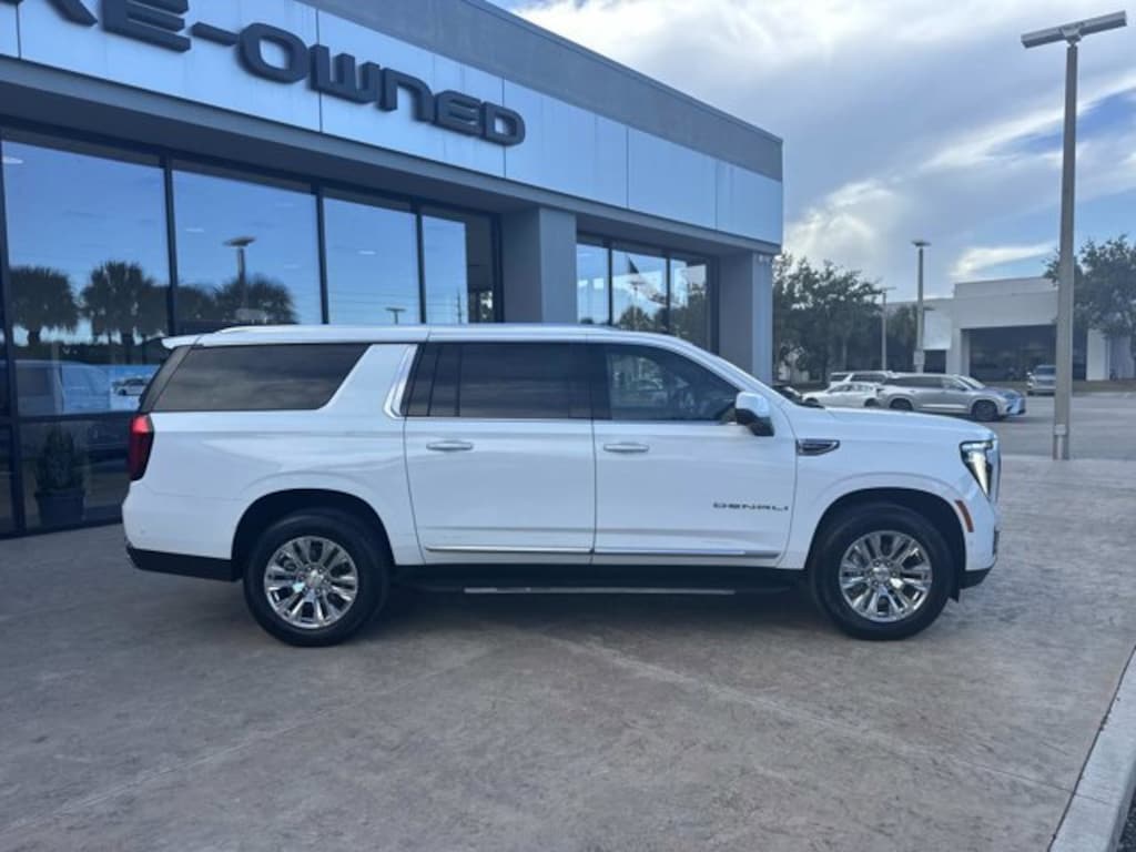 Used 2025 GMC Yukon XL Denali