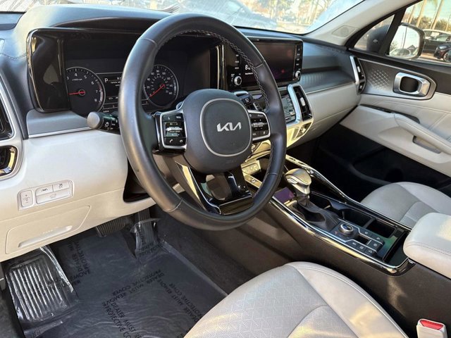 2022 Kia Sorento SX - Photo 22