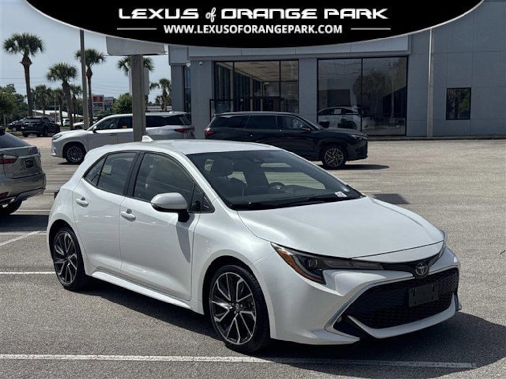 Used 2021 Toyota Corolla Hatchback XSE