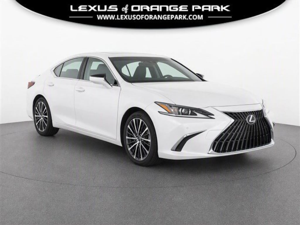 Used 2025 Lexus ES 300h
