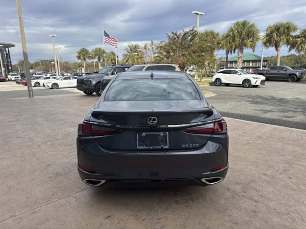 New 2025 Lexus ES 350 F SPORT HANDLING SEDAN