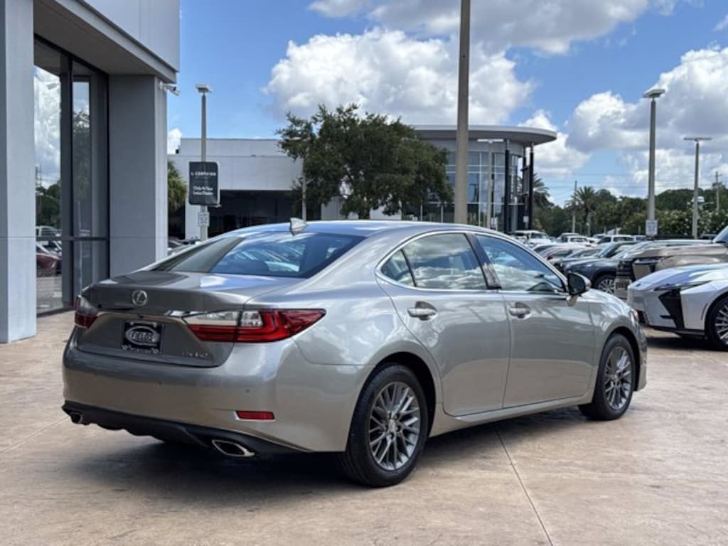 Used 2018 Lexus ES 350