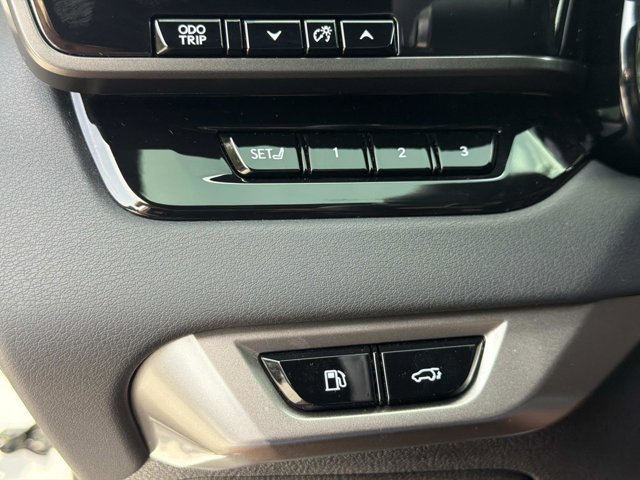 2025 Lexus RX 350 - Photo 28