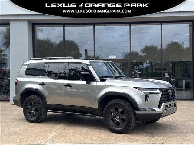 2024 Lexus GX Overtrail's photo