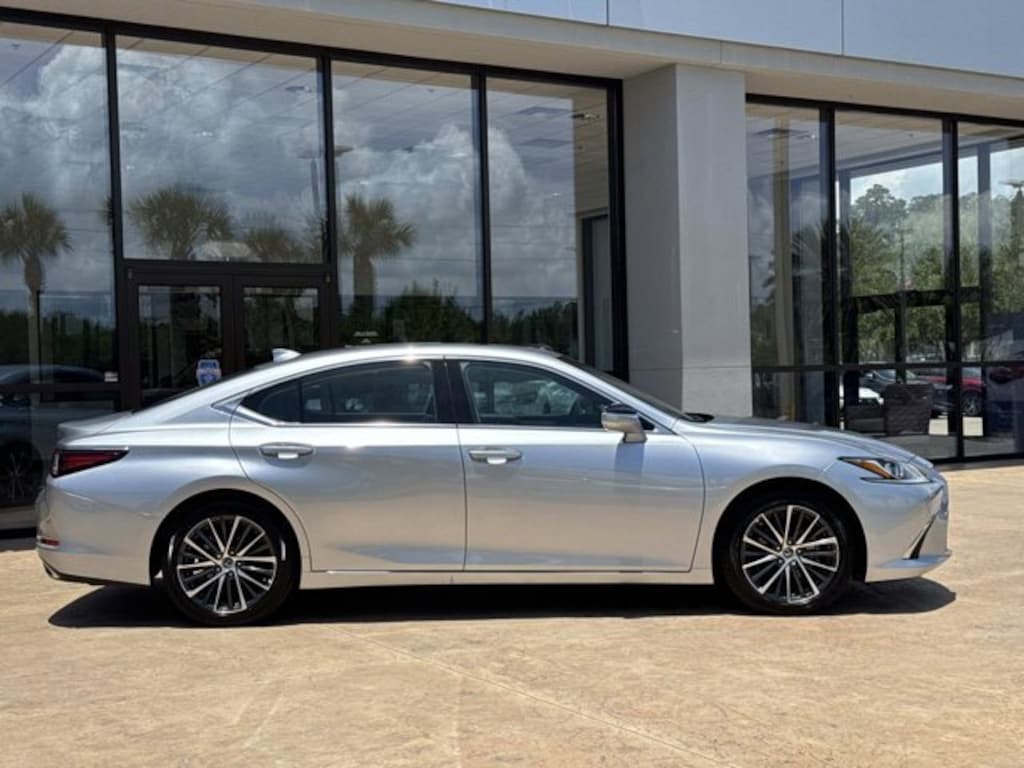 Used 2025 Lexus ES 350