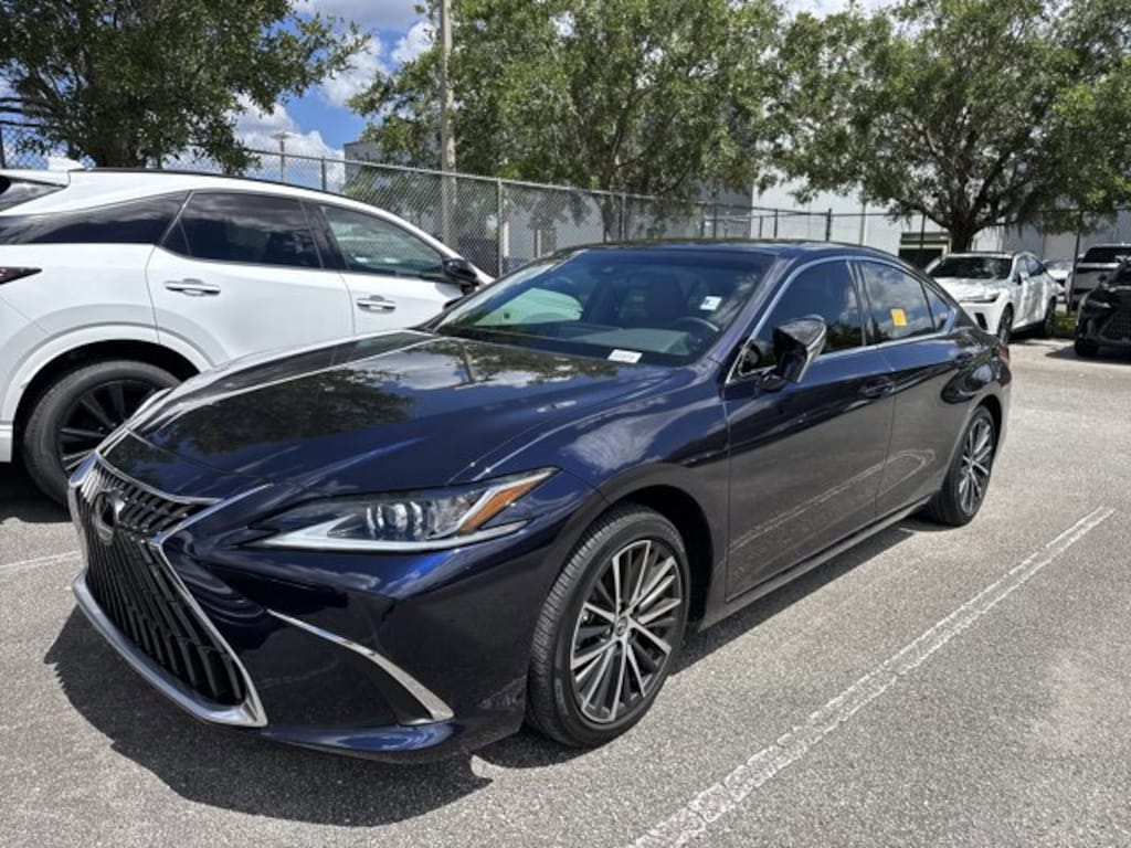 Used 2025 Lexus ES 350