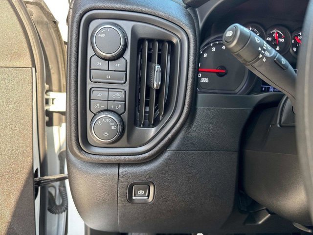 2025 Chevrolet Silverado 2500HD Custom - Photo 29