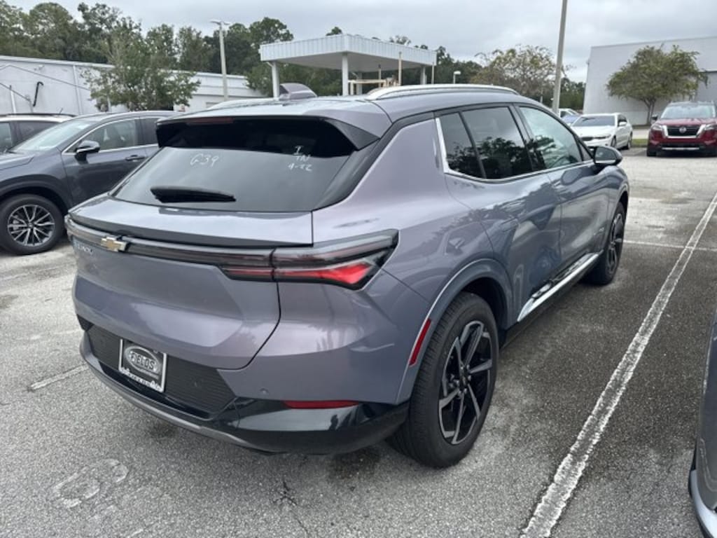 Used 2025 Chevrolet Equinox EV LT