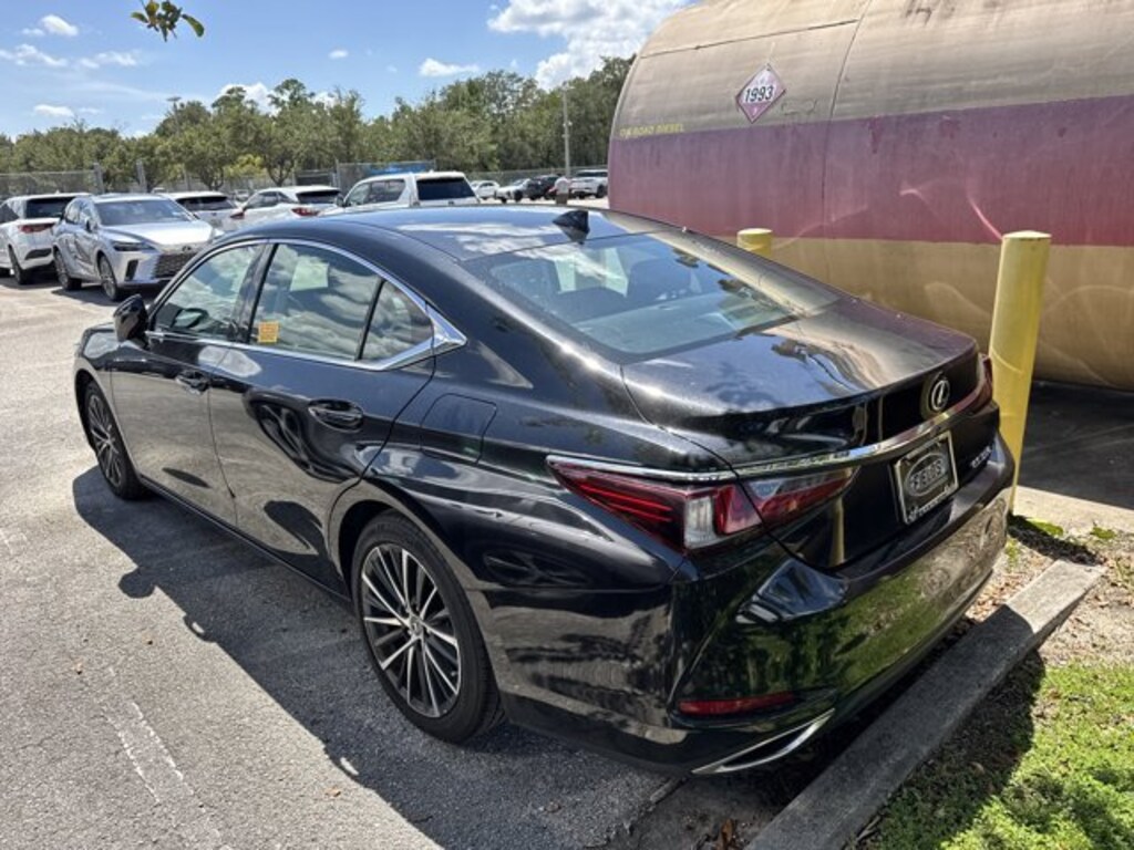 Used 2024 Lexus ES 350