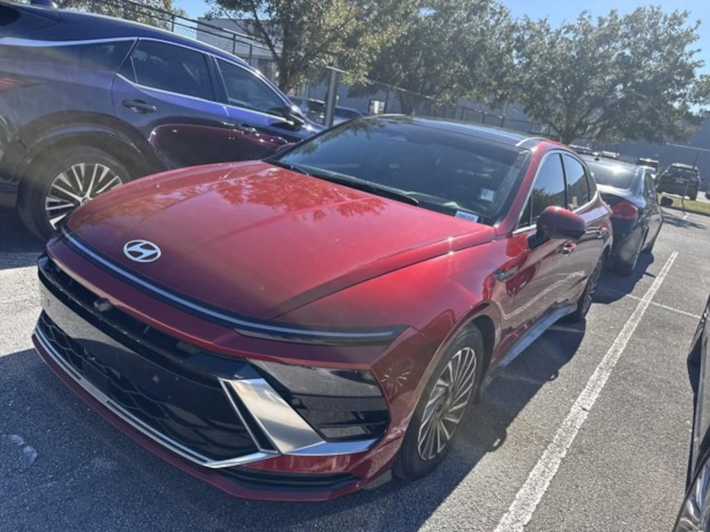 Used 2025 Hyundai Sonata Hybrid Limited