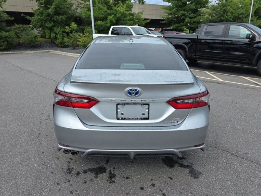 Used 2022 Toyota Camry SE