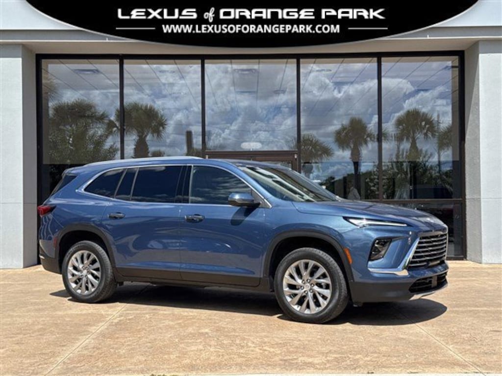 Used 2025 Buick Enclave Preferred