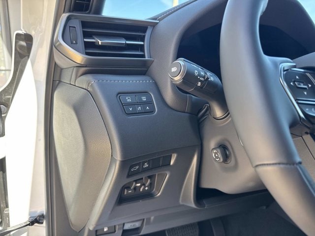 2026 Lexus LX 700h Luxury - Photo 33