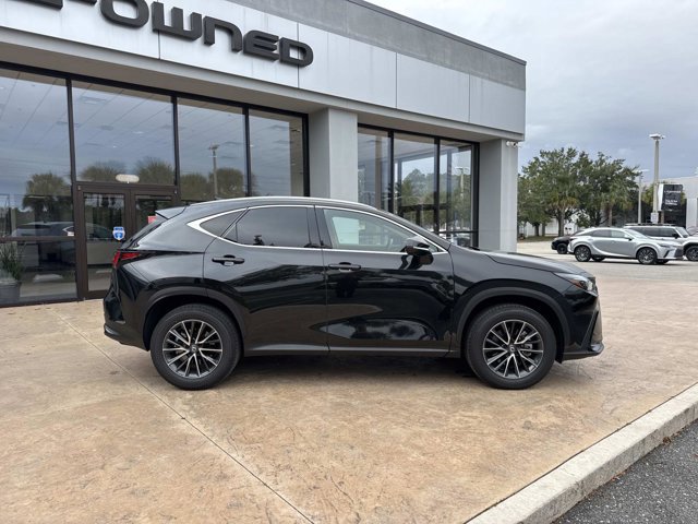 2025 Lexus NX 350 Premium photo 2