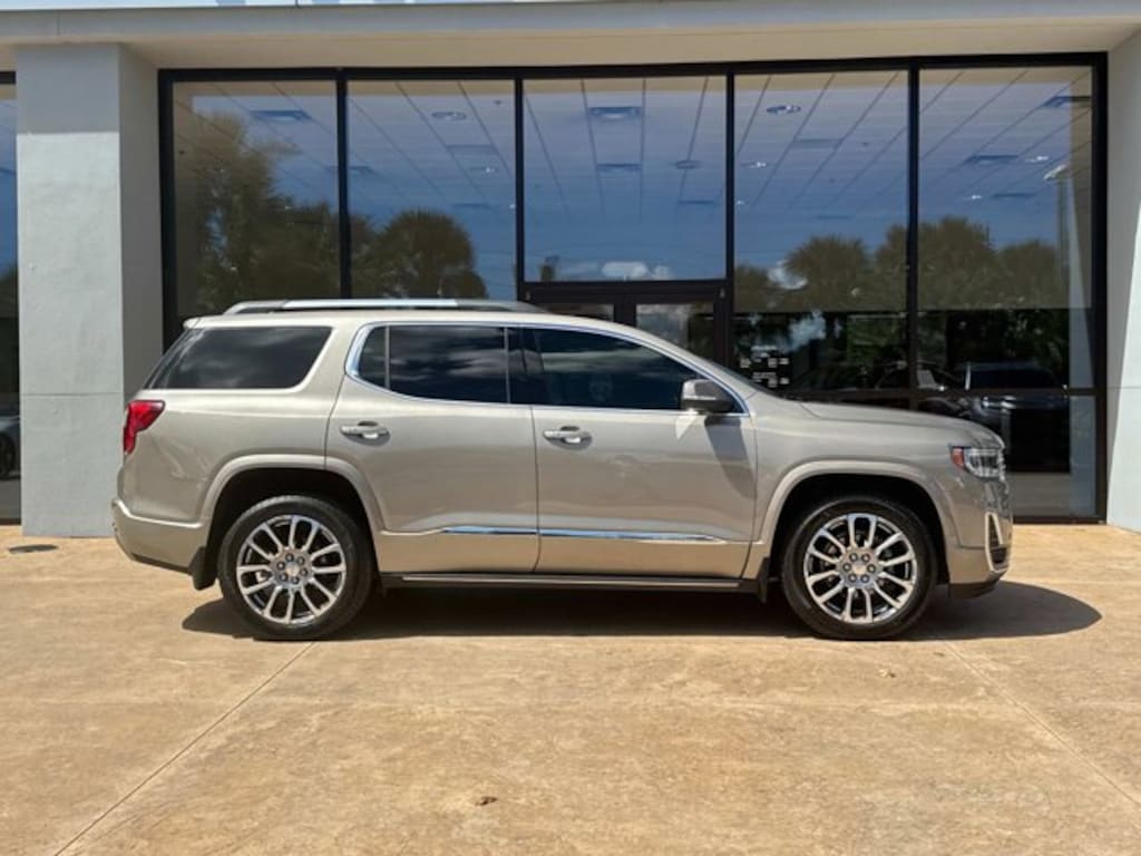 Used 2022 GMC Acadia Denali