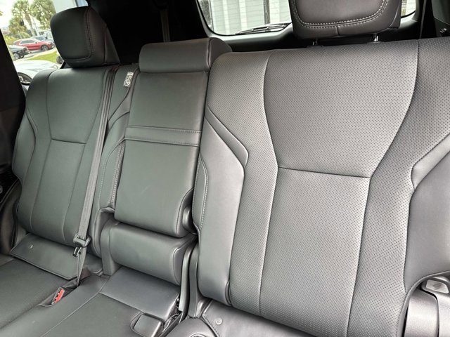 2025 Lexus LX Overtrail - Photo 13