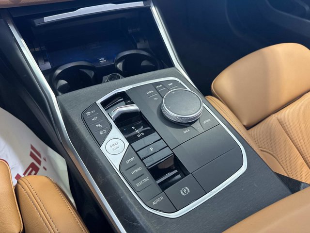 2024 BMW 3 Series 330e - Photo 24