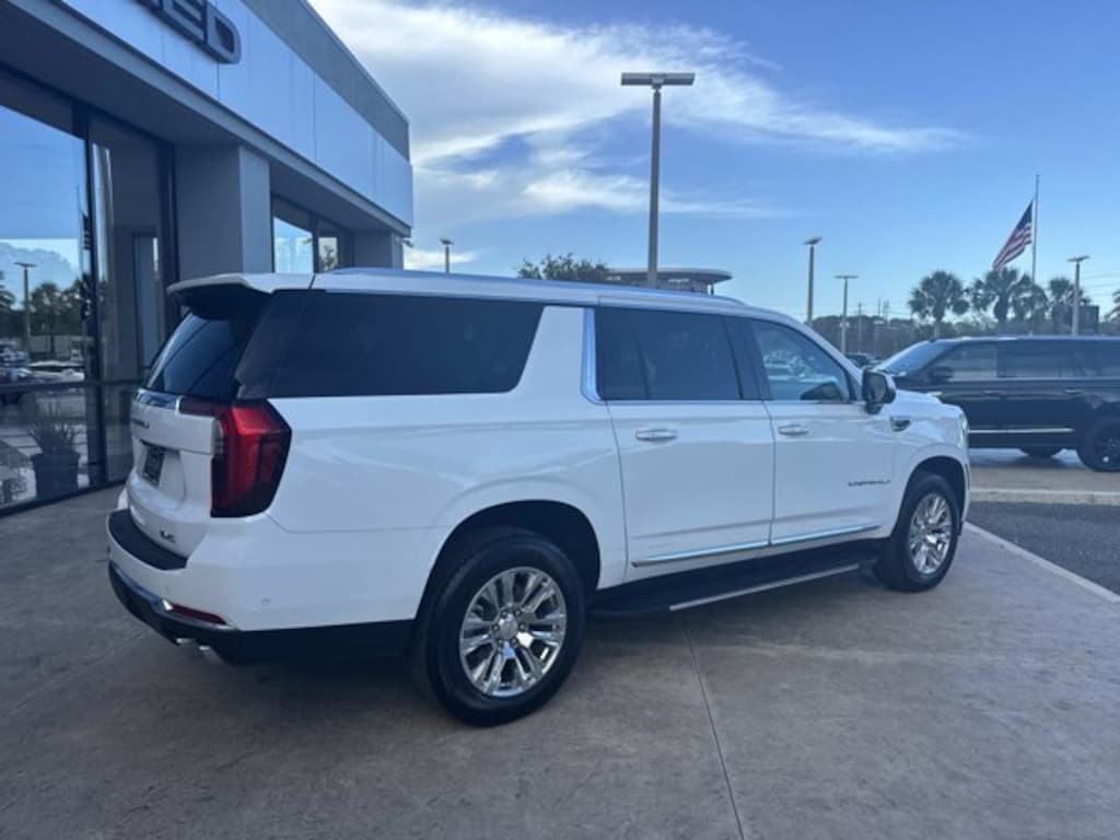 Used 2025 GMC Yukon XL Denali
