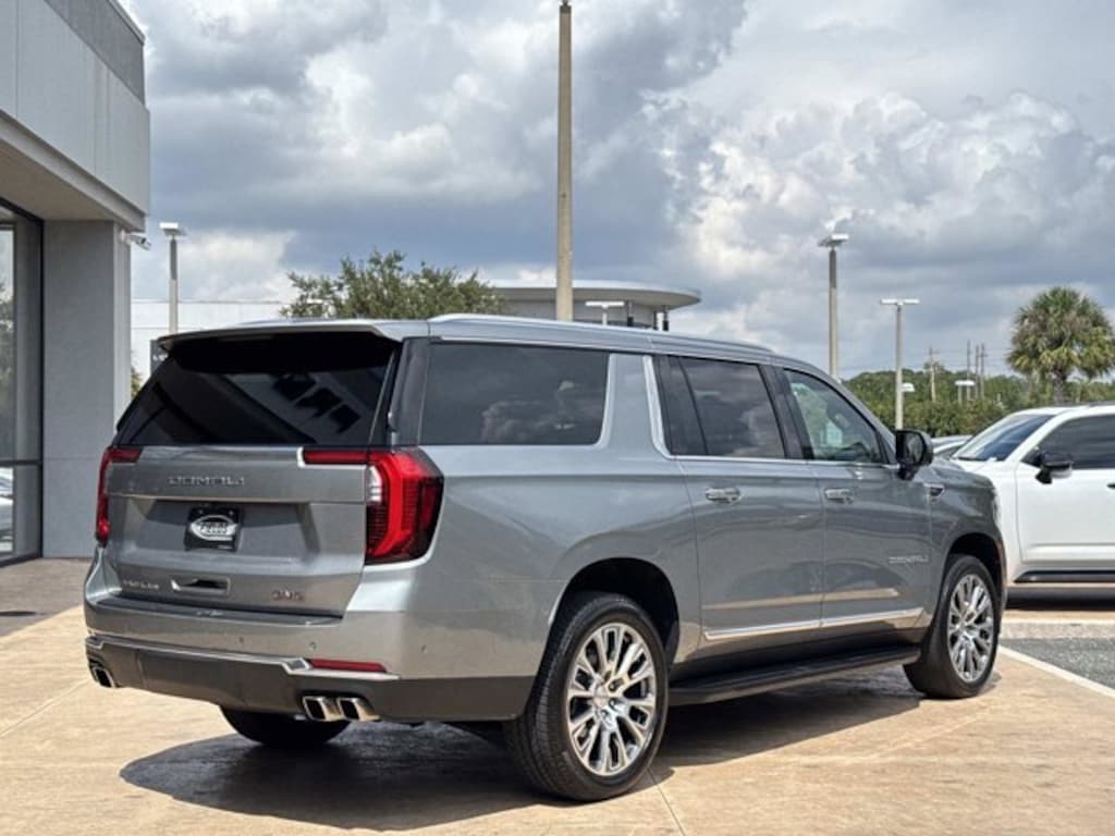 Used 2025 GMC Yukon XL Denali
