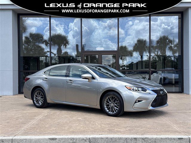 2018 LEXUS ES