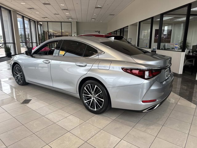 2022 Lexus ES 350 Premium photo 3