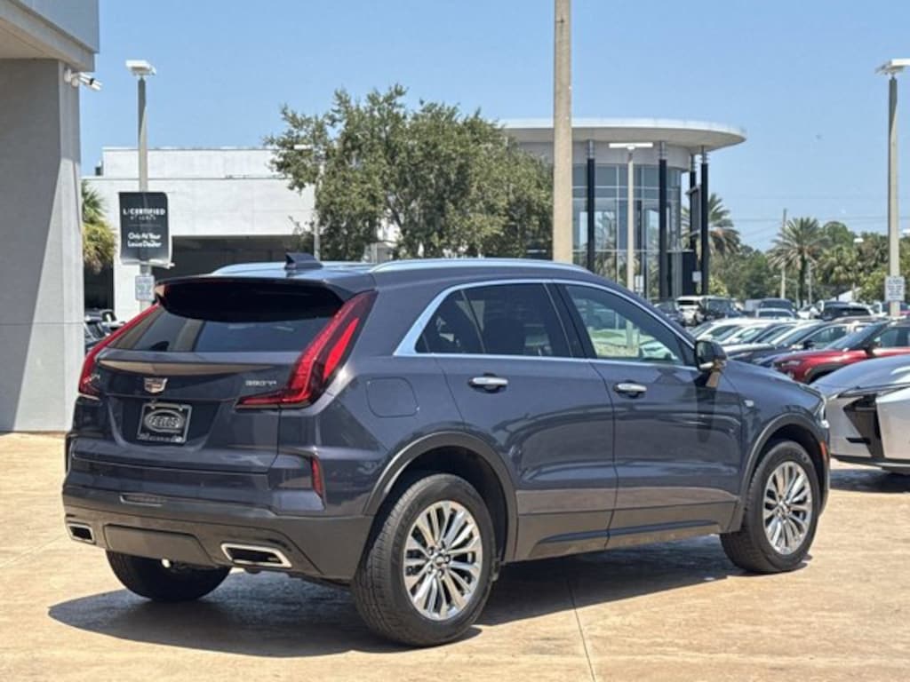 Used 2025 CADILLAC XT4 Premium Luxury