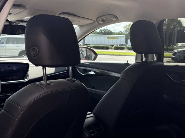 2025 Buick Envision Preferred - Photo 19
