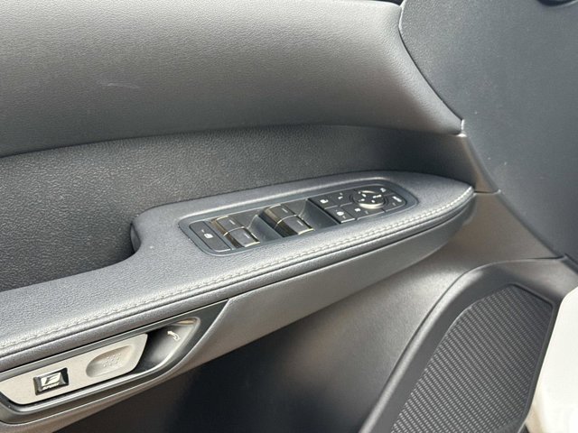 2025 Lexus RX 350 - Photo 40
