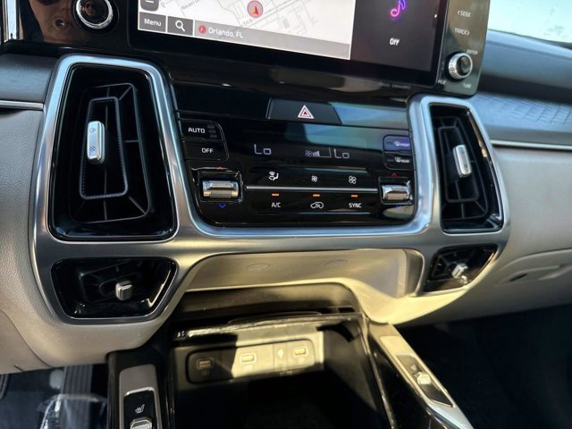 2022 Kia Sorento SX - Photo 27