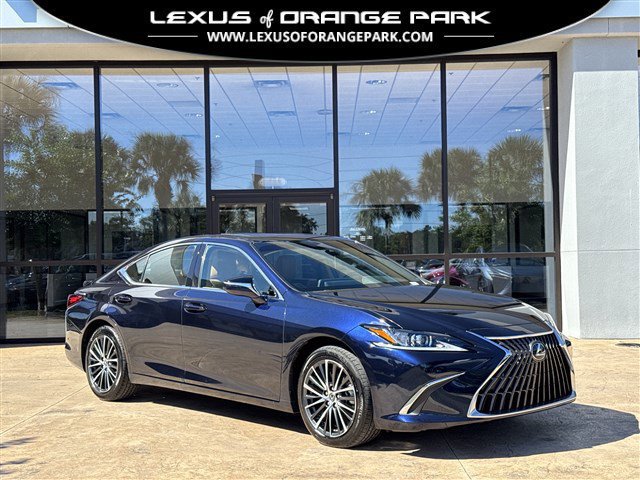 2024 Lexus ES Hybrid