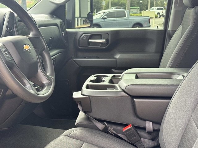 2025 Chevrolet Silverado 2500HD Custom - Photo 45