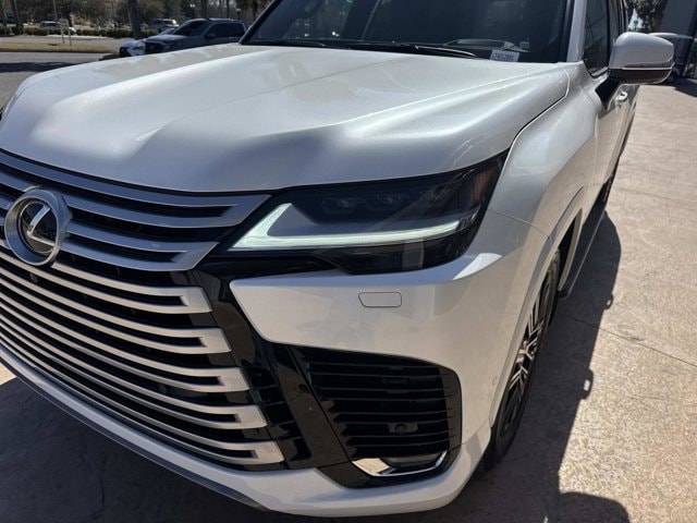 2026 Lexus LX 700h Luxury - Photo 9