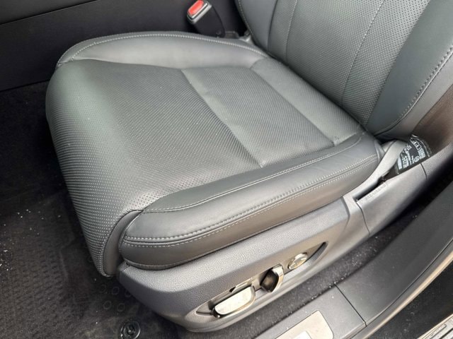 2025 Lexus LX Overtrail - Photo 19