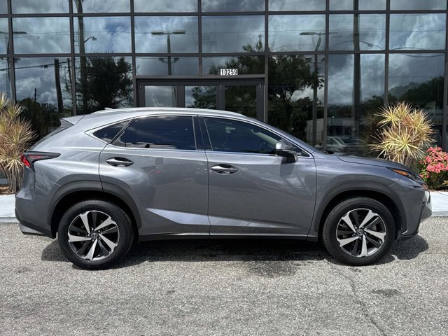 2021 Lexus NX 300 photo 2