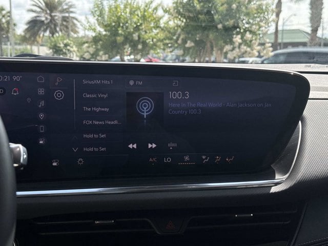 2025 Buick Envision Preferred - Photo 22