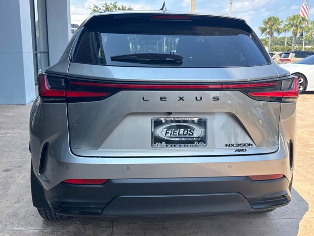 2026 Lexus NX 350h Premium photo 4