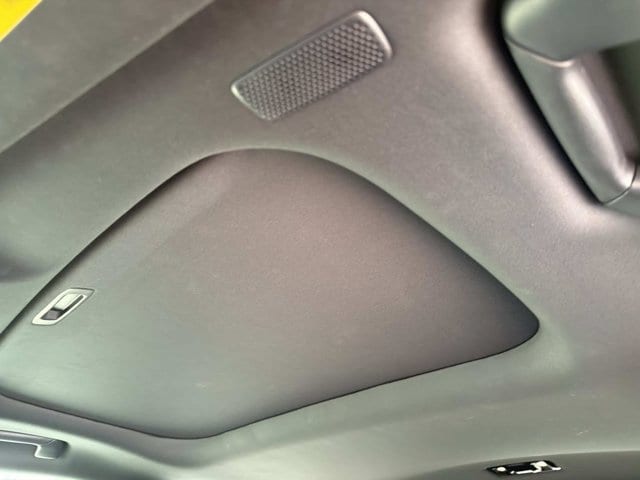 2025 Lexus RX 350 - Photo 20