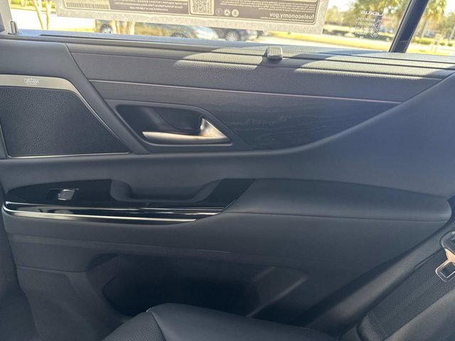 2026 Lexus LX 700h Luxury - Photo 15