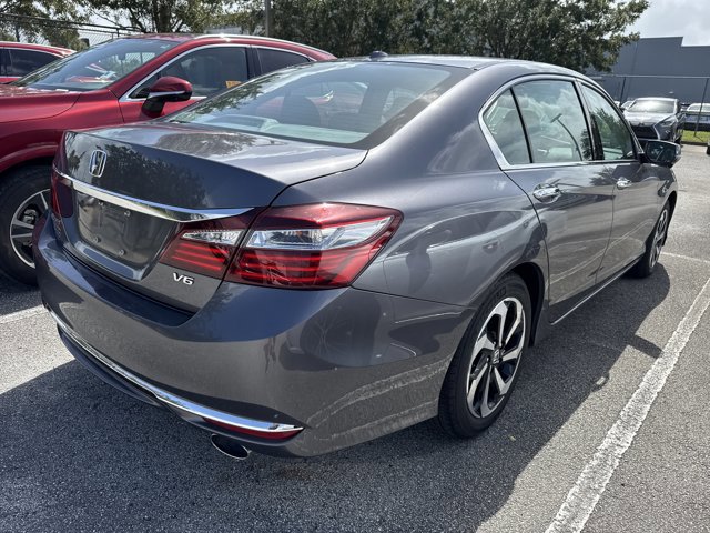 2017 Honda Accord EX-L V6 photo 2