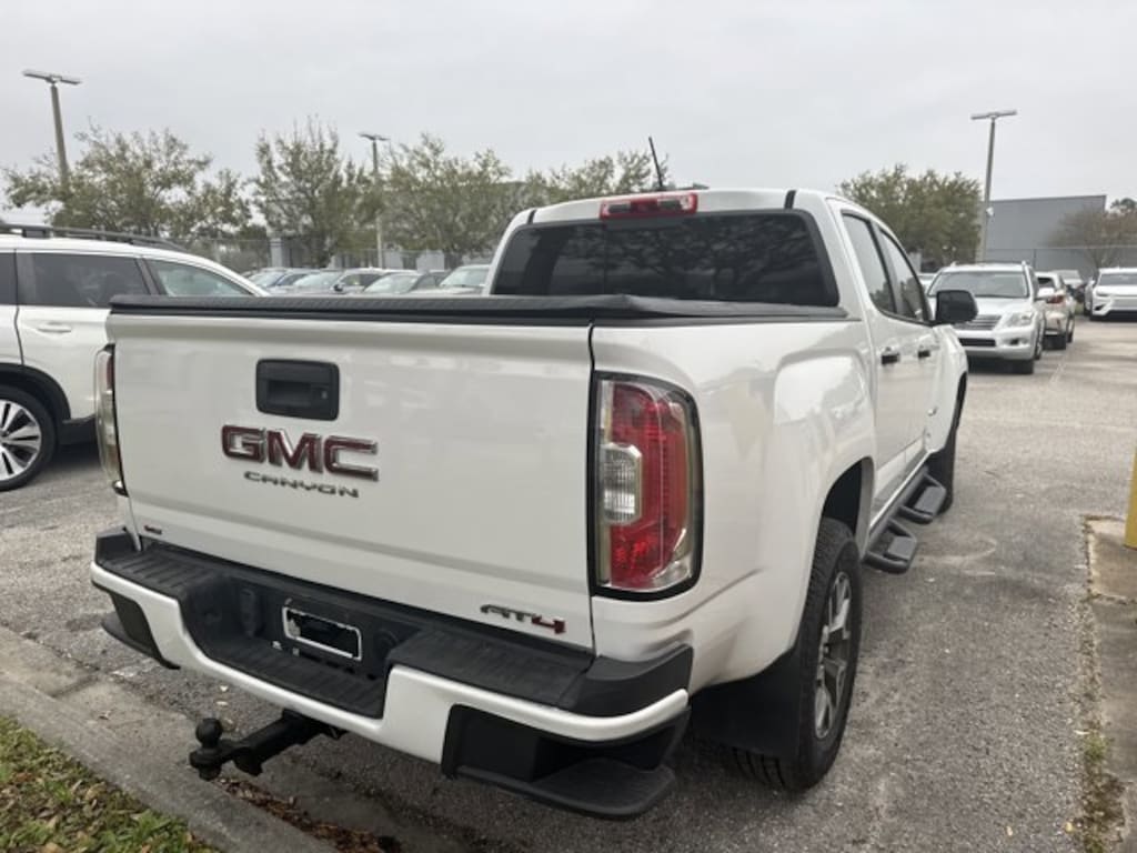 Used 2022 GMC Canyon AT4 w/Cloth