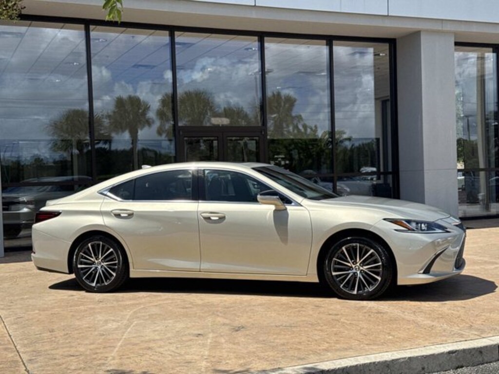 Used 2023 Lexus ES 350