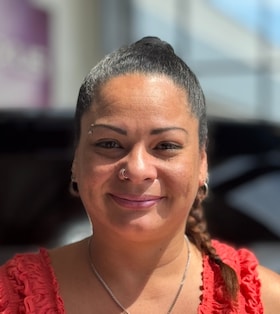 Staff member Bebe Figueroa from ID_f620480235c5