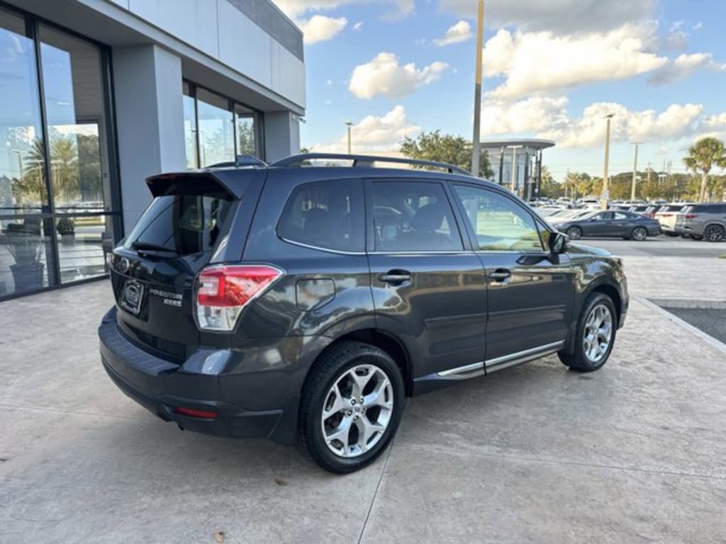 Used 2017 Subaru Forester 2.5i Touring