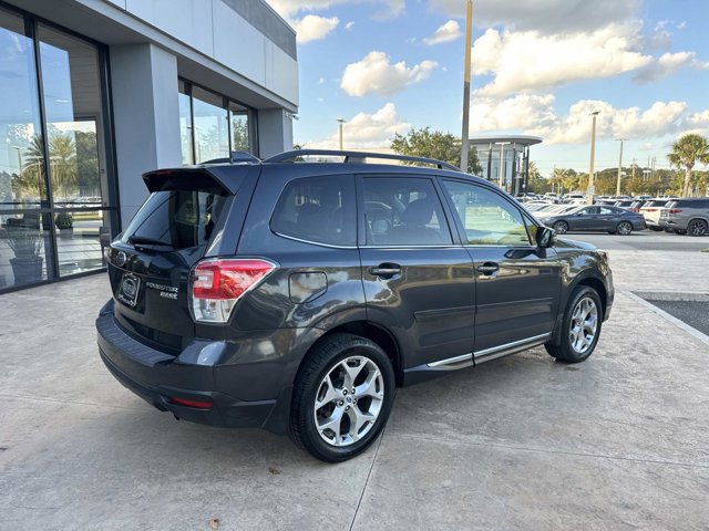 2017 Subaru Forester 2.5i Touring photo 3