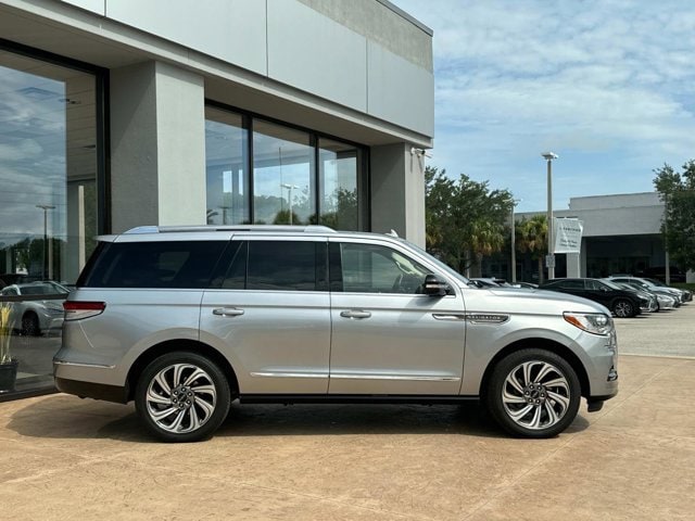 Used 2023 Lincoln Navigator Reserve with VIN 5LMJJ2LG3PEL08565 for sale in Jacksonville, FL