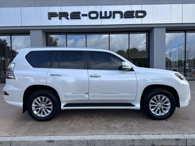 2019 Lexus GX 460 photo 2