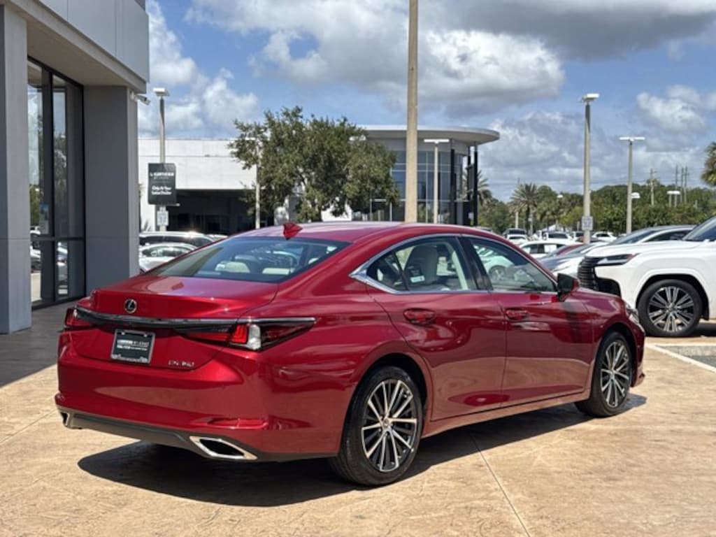 Used 2025 Lexus ES 350